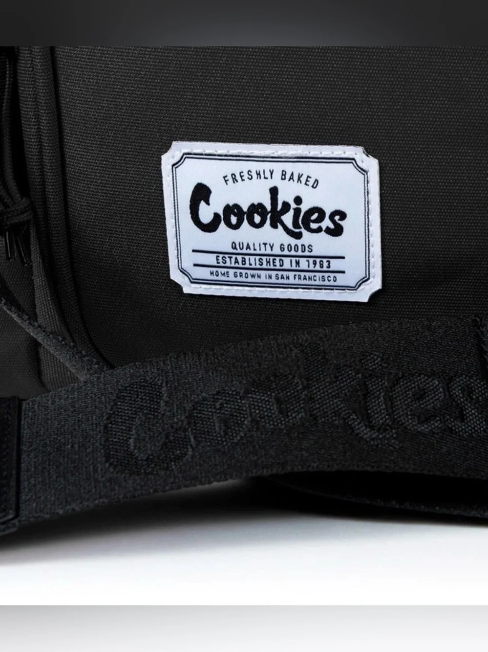 Cookies Heritage Smell Proof Duffle Bag 48L Yellow Camo Travel Gym NWT
